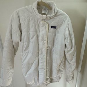 Patagonia girls down fleece lined jacket XXL 16-18. Great condition!